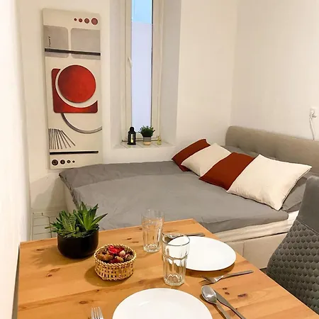 Charmante Wohnung Nahe Wiener Stadthalle Buitenkant foto