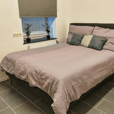 Charmante Wohnung Nahe Wiener Stadthalle Buitenkant foto